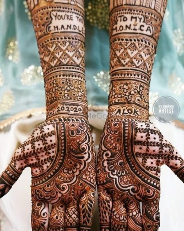 In this image you can see a bombay mehndi design by one of the best bombay mehndi designer in jhansi, Vijay Mehndi Art & Permanent tattoo Art