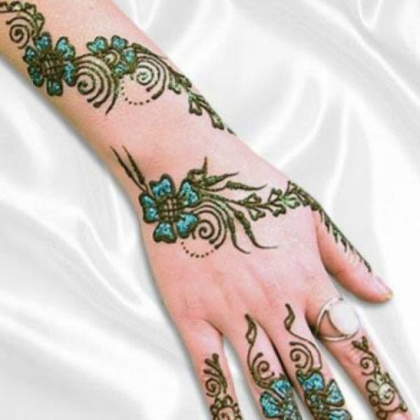 Green-glitter-mehndi-designs